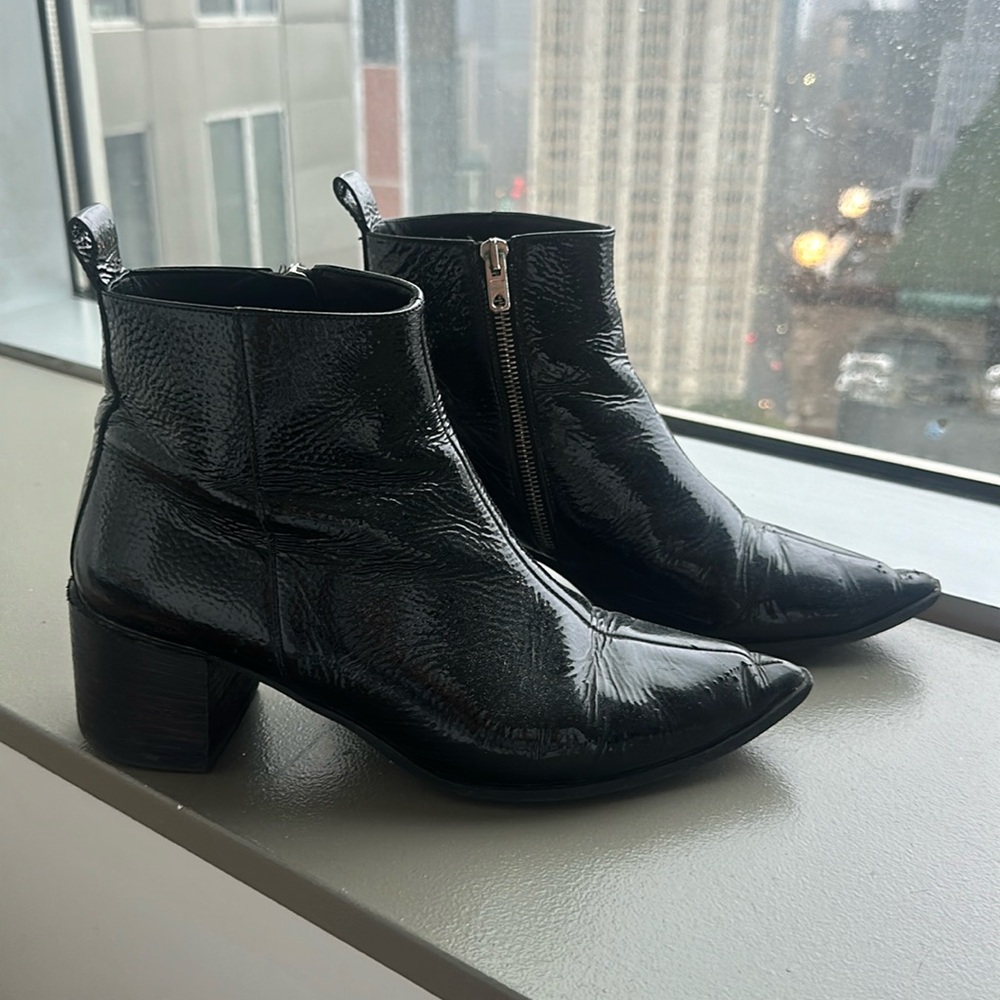 Everlane Patent Leather Ankle Boots Size 9